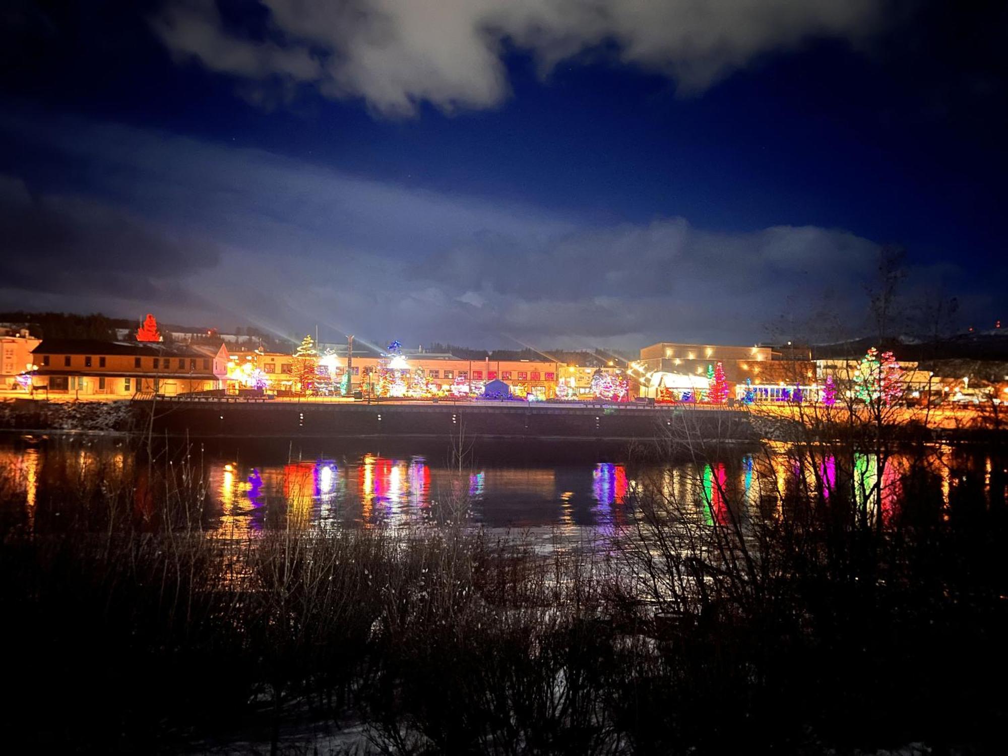 Whitehorse Home On The River Exterior foto